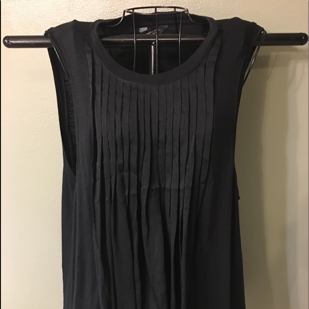 Black Simply Vera Wang Tank